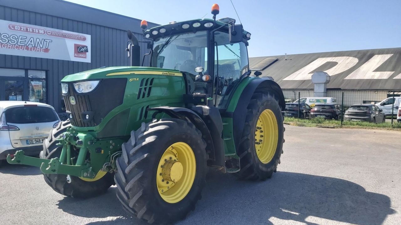 E-FARM: John Deere 6175 R - Traktor - id CXWUTRV - 75.000 € - Produktionsår: 2016 - Motortimer: 5.600,Motoreffekt (HP): 175,Frankrig