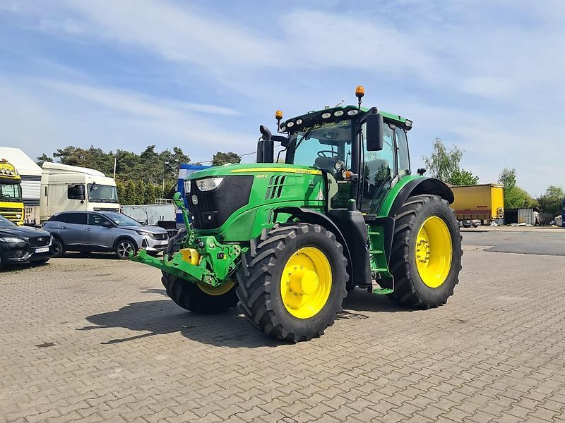 John Deere 6195 R Tractor €68,310