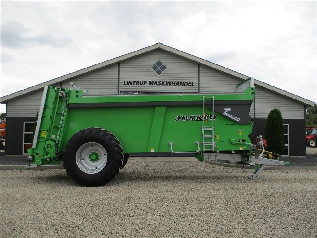 E-FARM: JOSKIN TORNADO T6516/19V - Manure and compost spreader - id UQFEH2V - €67,053 - Year of construction: 2024 - Denmark