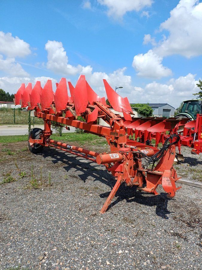 GREGOIRE BESSON spk9616160 Charrue 7 000 €