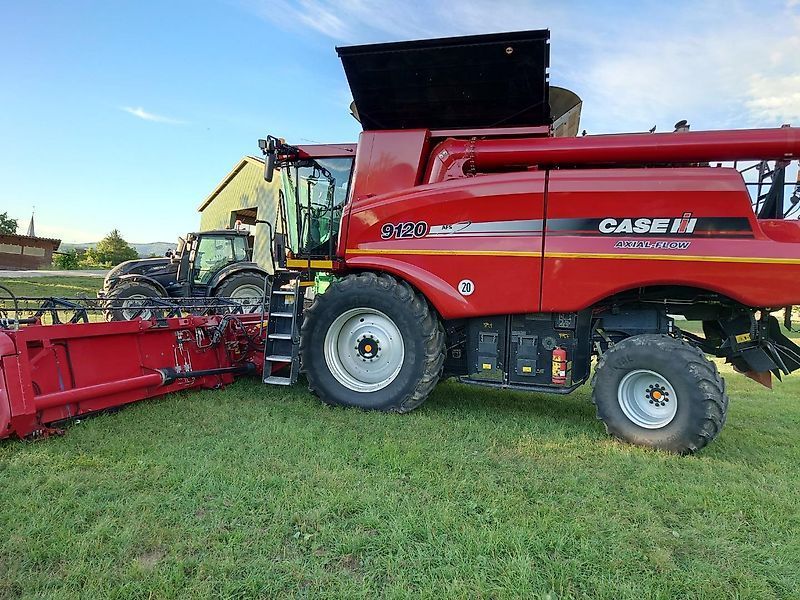Case IH Axial-Flow 9120 Combine harvester €105,462