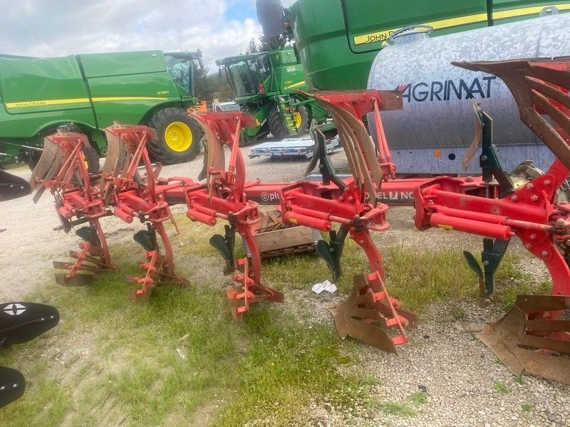 E-FARM: Vogel & Noot - Pług - id U4AAIGM - 8500 € - Rok produkcji: 2013 - Francja