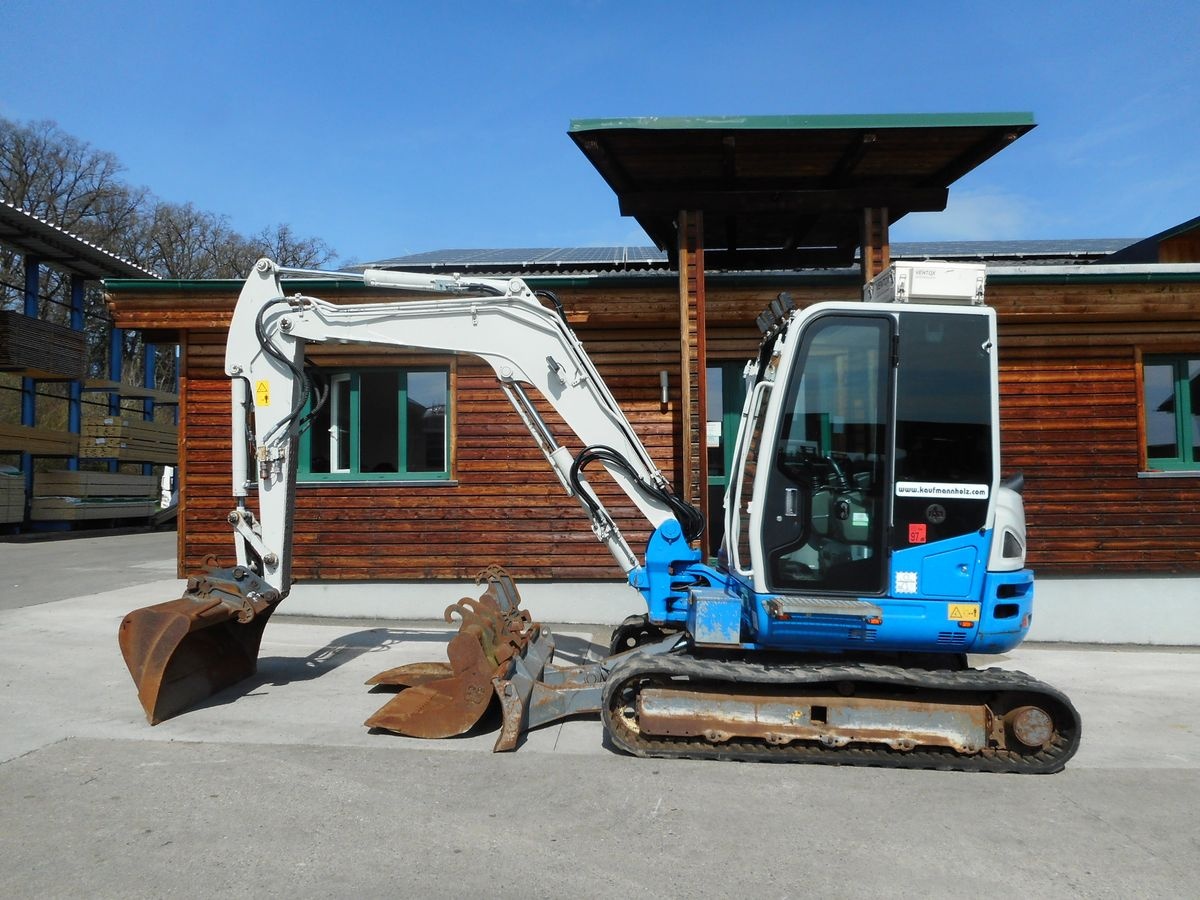 Takeuchi tb 260 ( 5.735kg ) hydr. sw + 3 löffel excavator €36,900