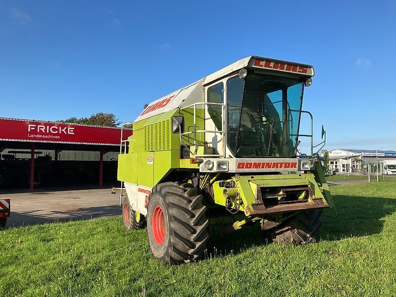 E-FARM: Claas dominator 98 s - Mähdrescher - id KGN9PS3 - 17.900 € - Baujahr: 1987 - Abgelesene Motorstunden: 3.910,Motorleistung (PS): 148,Deutschland