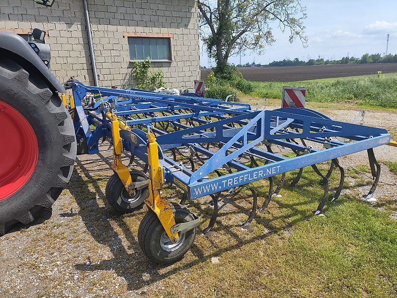 E-FARM: Treffler tf 530 - Cultivateur - id Y8FNNZN - 17 257 € - Année: 2015 - Autriche