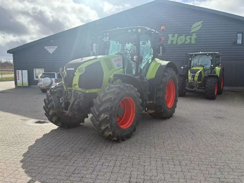 Claas Axion 830 Tractor €52,859
