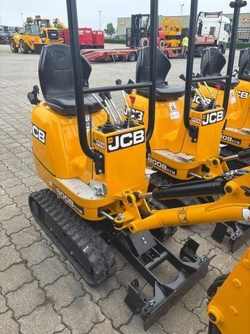 JCB 8008 CTS Mini excavator €15,500