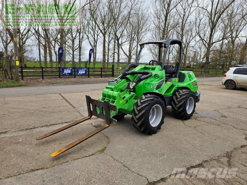 Avant 860 i Kerekes rakodógép 40 095 EUR