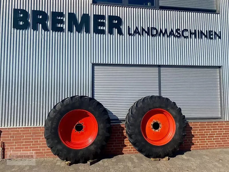 E-FARM: Claas 520/85 r 38, 20.8 r 38, michelin, claas, john deere, ihc, case-ih, 275 8-loch kock-felge - Ruedas y orugas - id KG3NGS2 - Año: 2008 - Alemania