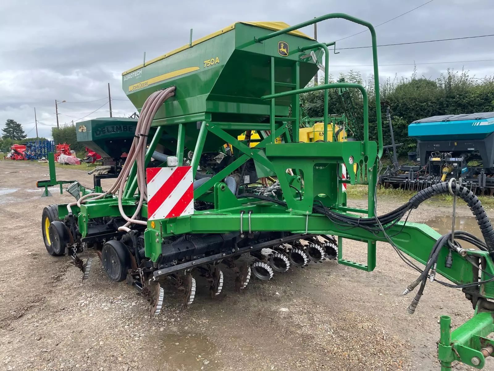 John Deere 750A Burghiu direct 34.000 EUR