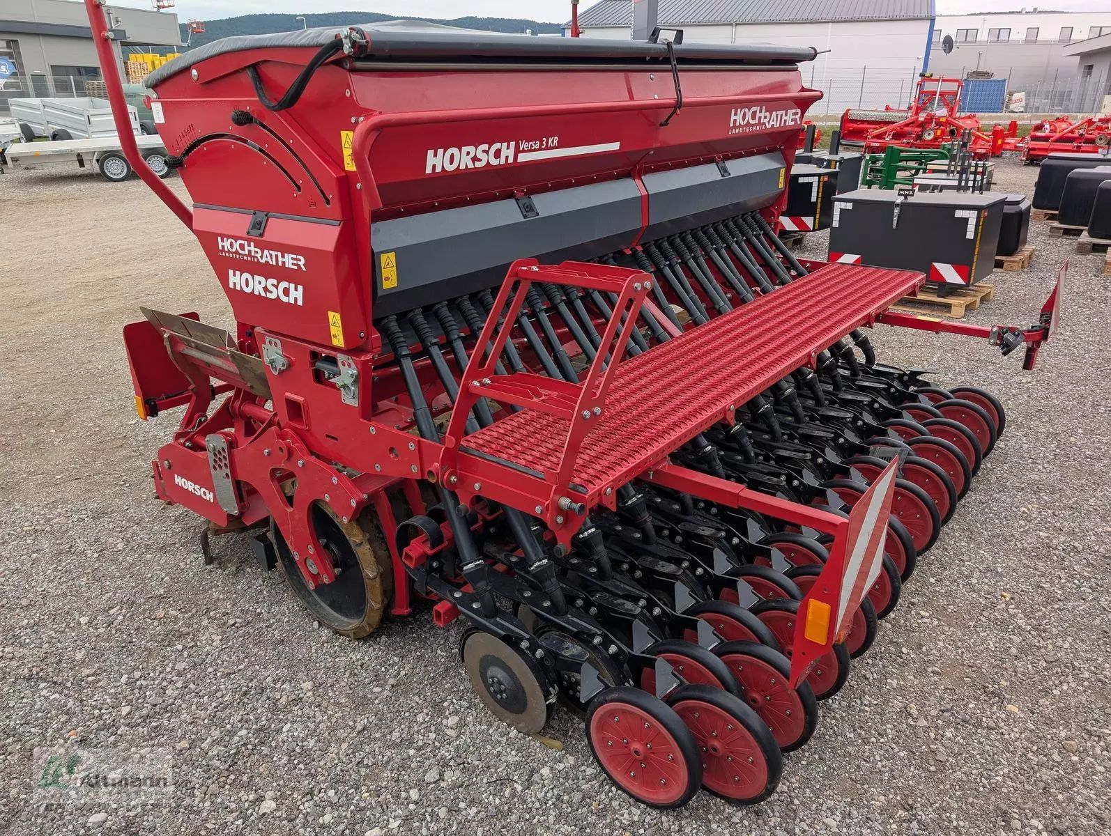 E-FARM: HORSCH versa 3 kr - Semoir complémentaire - id 7WJDJAX - 28 319 € - Année: 2021 - Autriche