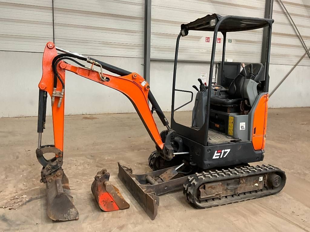 Doosan dx 17 z Mini excavadora  12.250 €