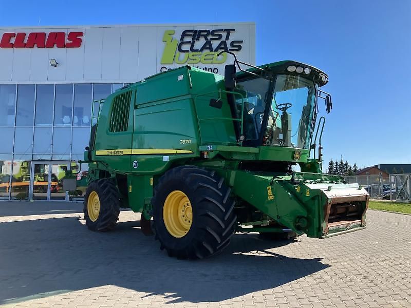 John Deere T 670 Combine harvester €103,798