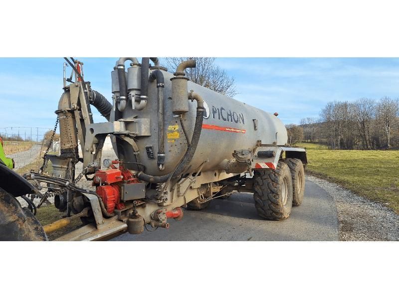 E-FARM: Pichon tci 10400 - Epandeur à lisier automoteur - id WBSCIVP - 16 000 € - Année: 2014 - France