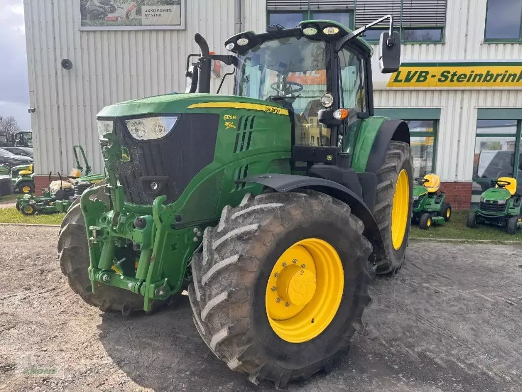 John Deere 6175 M Tractor 107.900 €