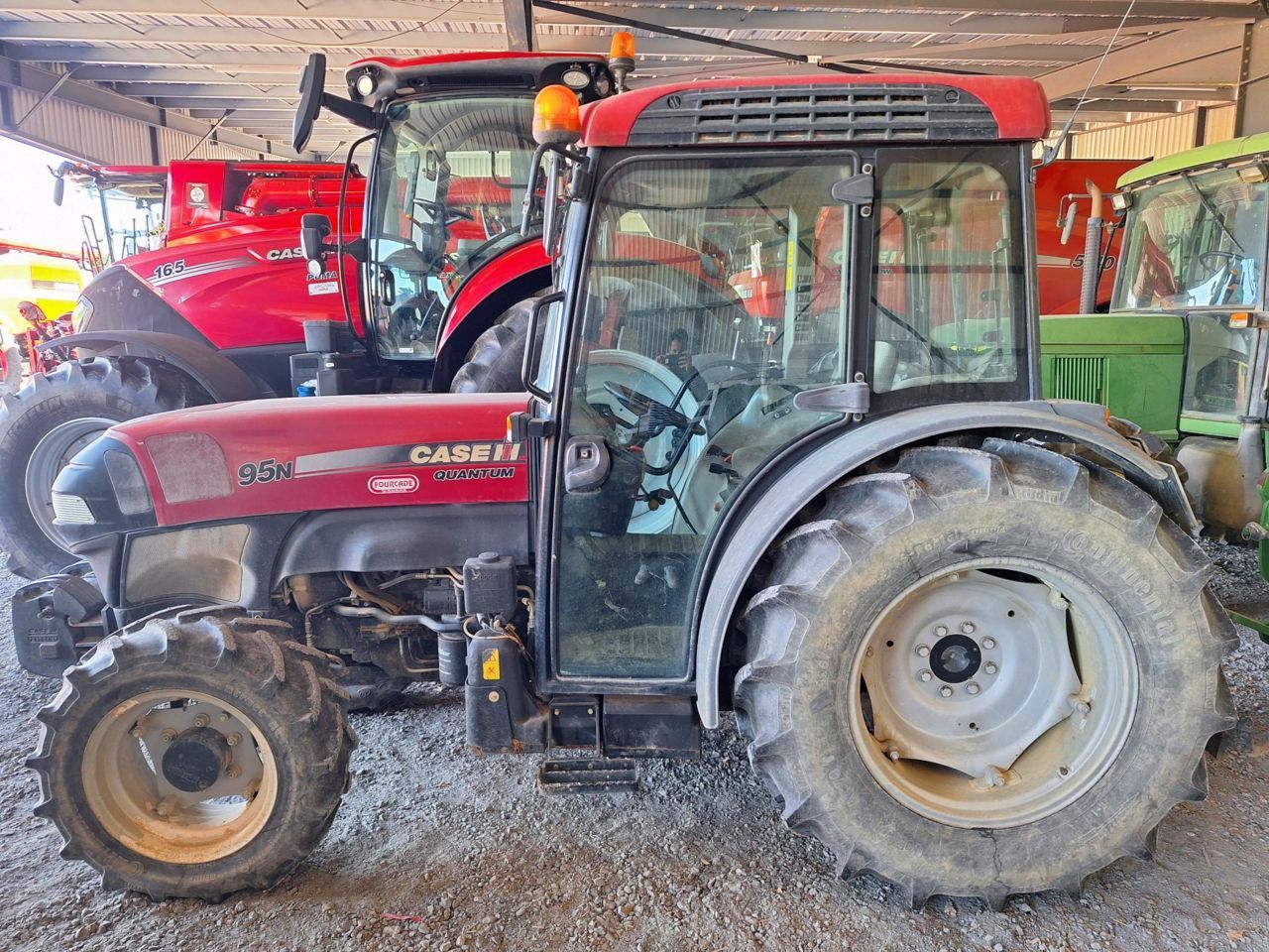 E-FARM: Case IH JX 95 - Tractor - id BLHHZR4 - 30.000 € - Año: 2010 - Horas: 2950,Potencia del motor: 95,Francia