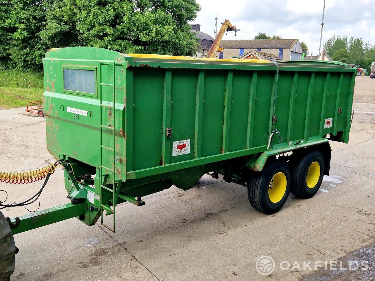 E-FARM: cherry products gt 16 9 - Tipper - id IR3UBYH - €9,184 - Year of construction: 2007 - United Kingdom