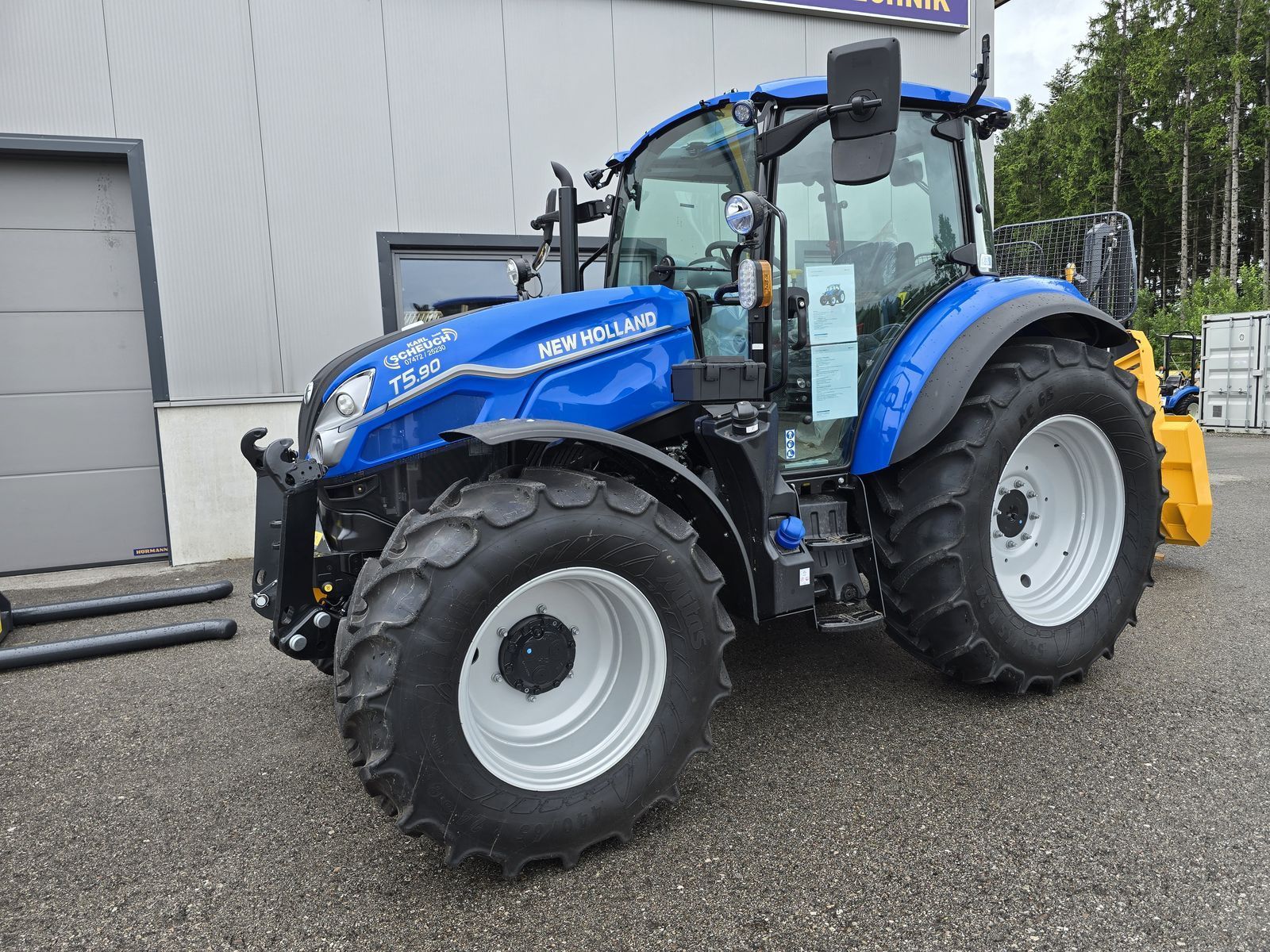 New Holland T5.90 Dual Command Traktor 62 417 €