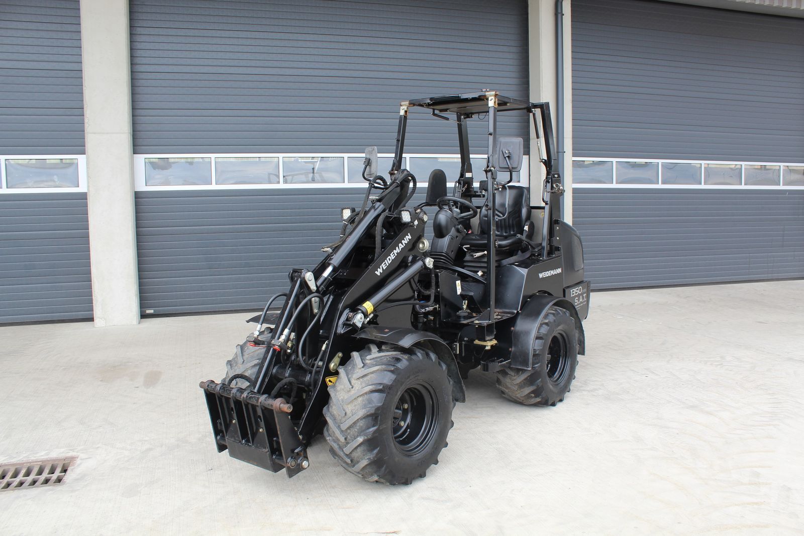 E-FARM: Weidemann 1390 - Ładowarka kołowa - id E9WGEI4 - 28 250 € - Rok produkcji: 2013 - Motogodziny: 1390,Moc silnika: 45,Austria