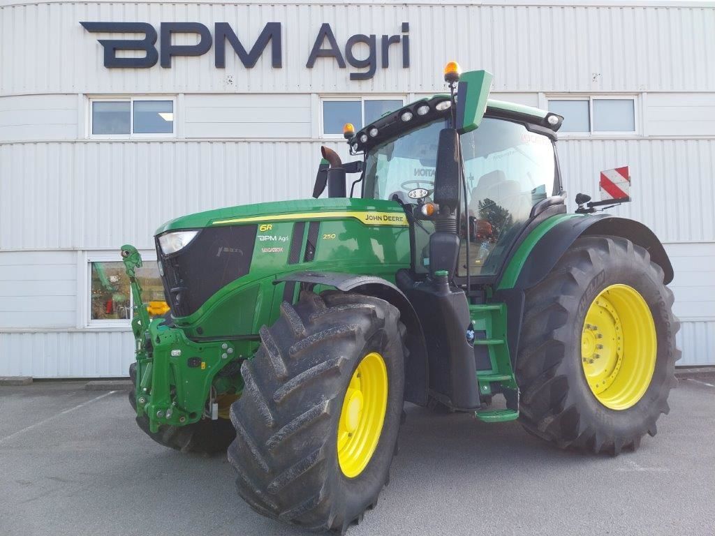 John Deere 6R 250 Trattore 175.000 €