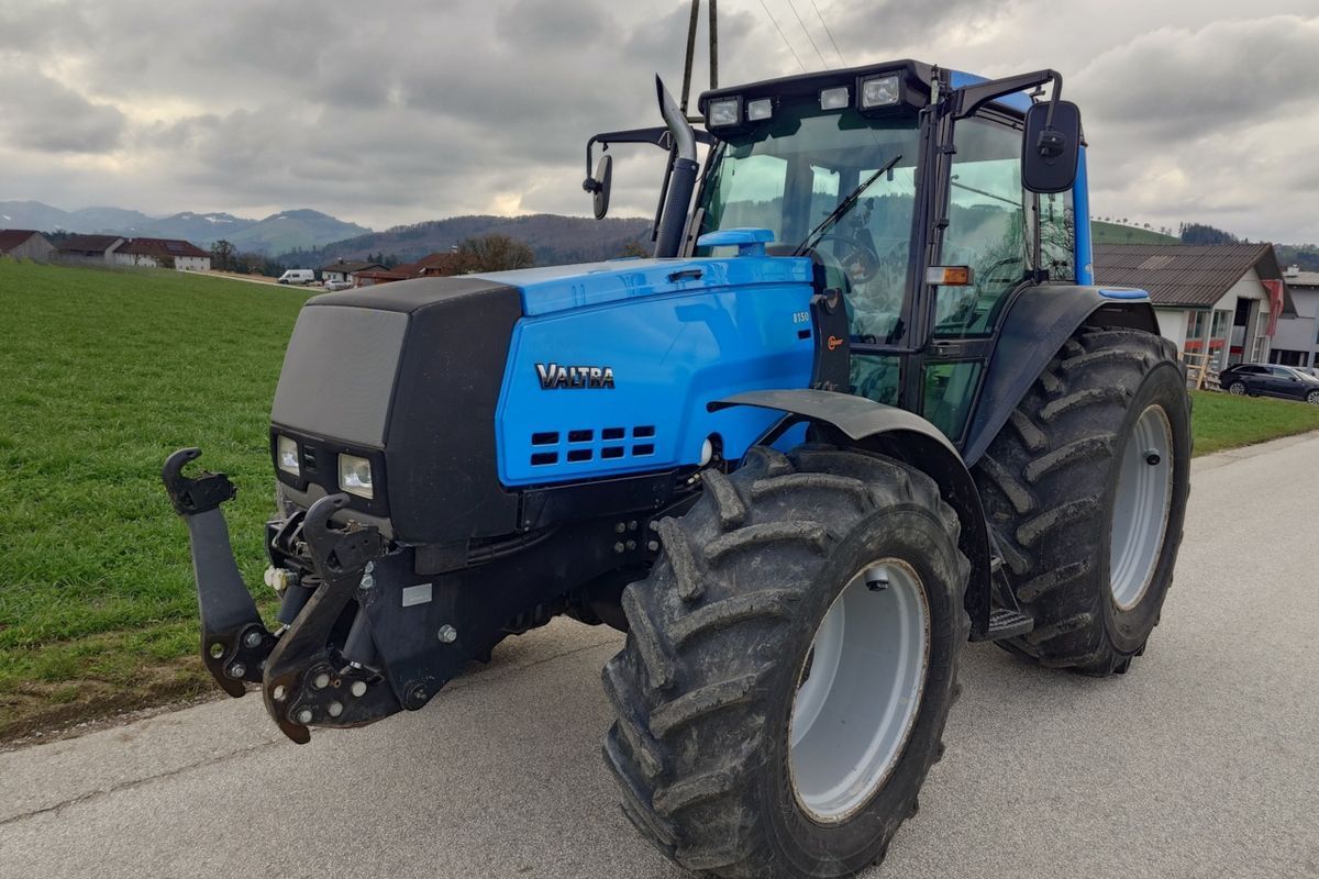 Valtra 8150 HiTech Трактор 59 000 €