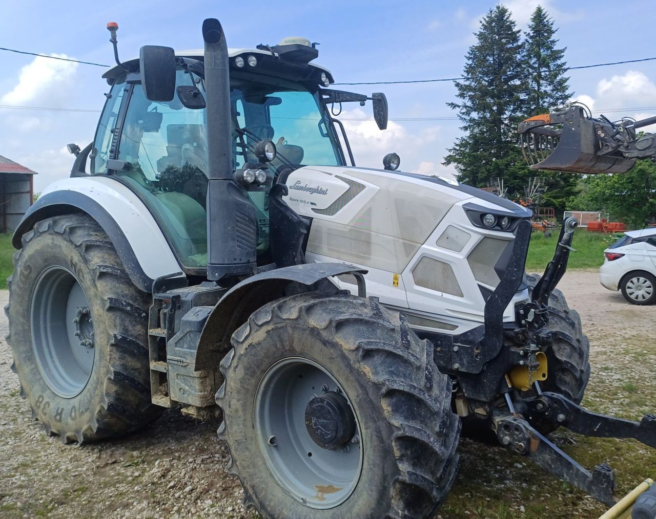 E-FARM: Lamborghini Spark 165.4 - Tracteur - id IAM8L4V - 76 000 € - Année: 2019 - Lecture du nombre d'heure: 2 950,Puissance du moteur (chevaux): 165,France