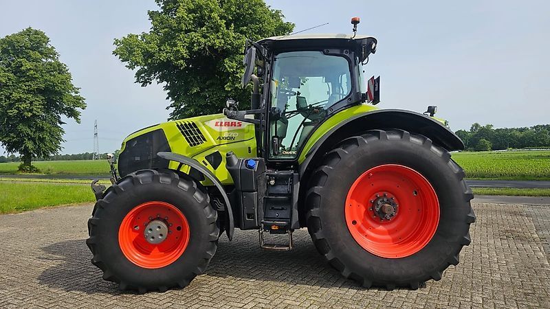 Claas Axion 870 CMATIC Tractor 112.000 EUR