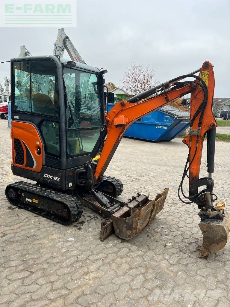 Doosan dx 19 Mini excavadora  14.723 €