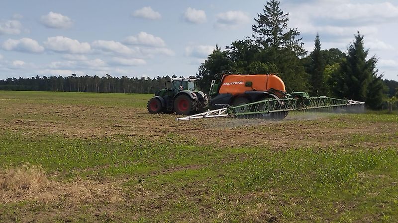 Amazone ux11201 Sprayer €122,000