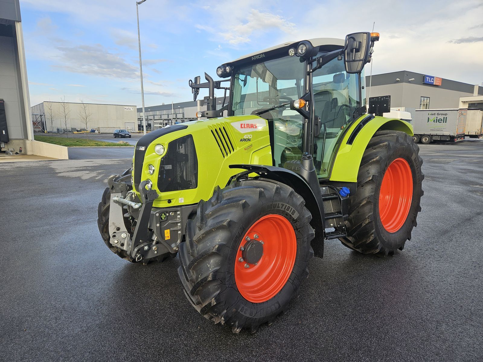E-FARM: Claas arion 470 stage v (cis+) - Traktor - id YKYCUJY - 107.000 € - Baujahr: 2025 - Abgelesene Motorstunden: 15,Motorleistung (PS): 140,Österreich