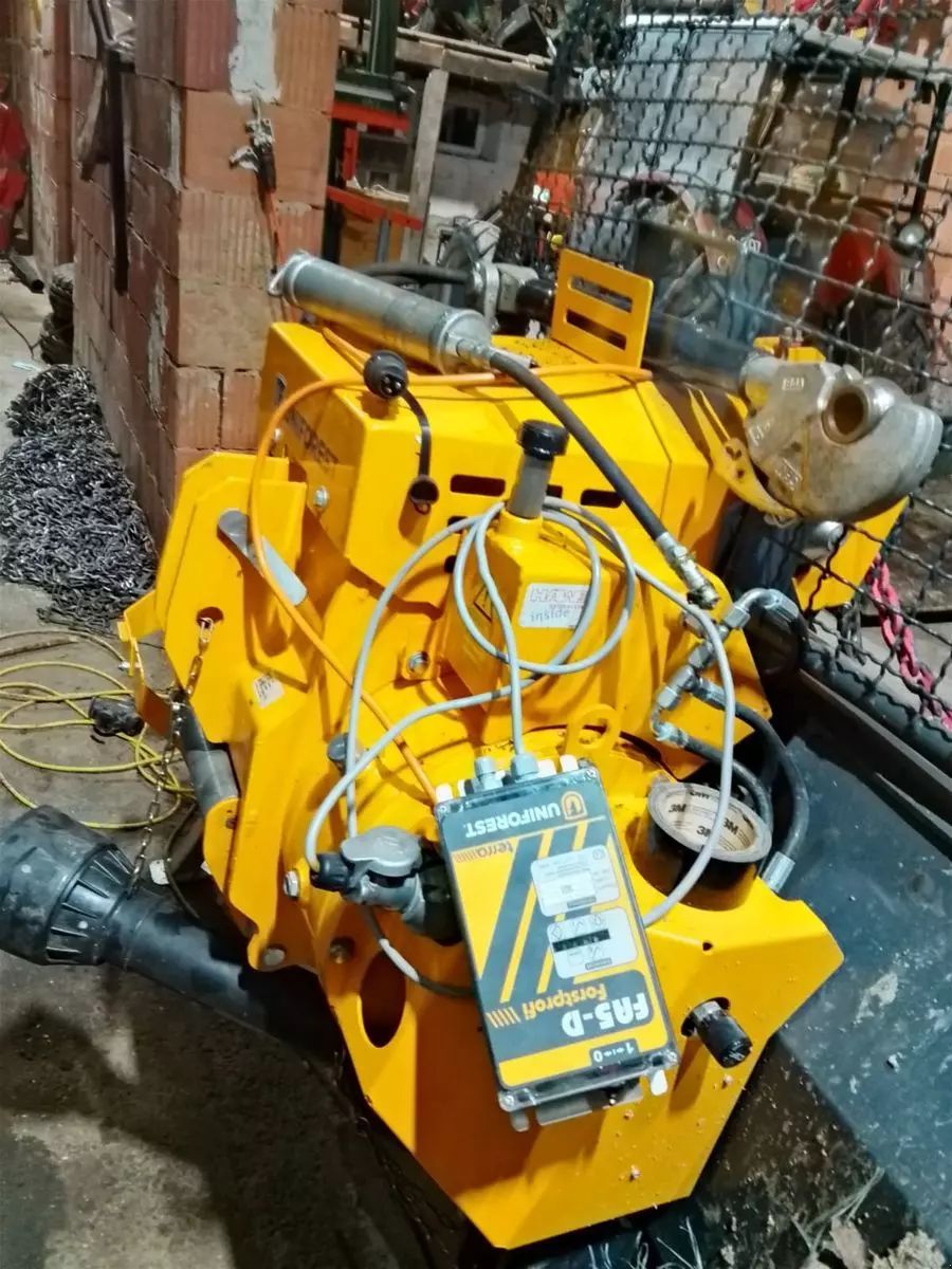 UNIFOREST 65 g Erdészeti berendezések 12 500 EUR