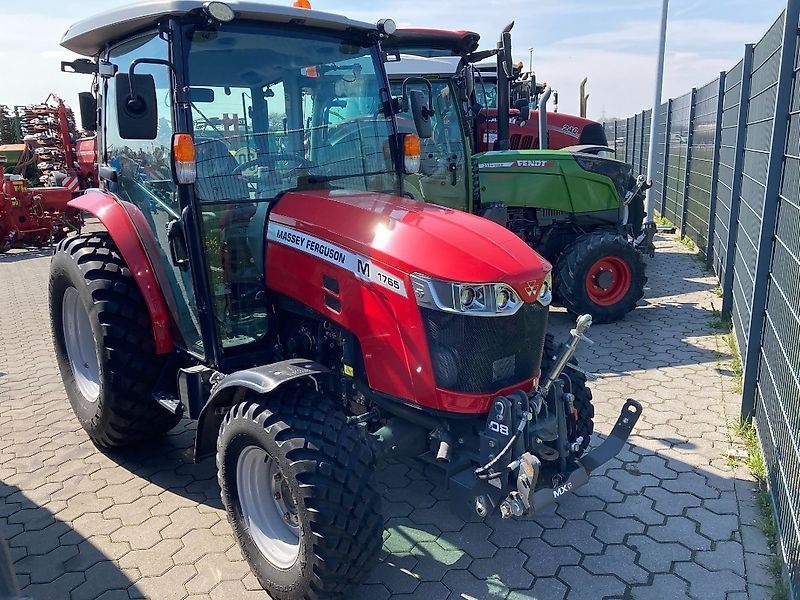 Massey Ferguson 1765 M HC Traktor 38 500 €