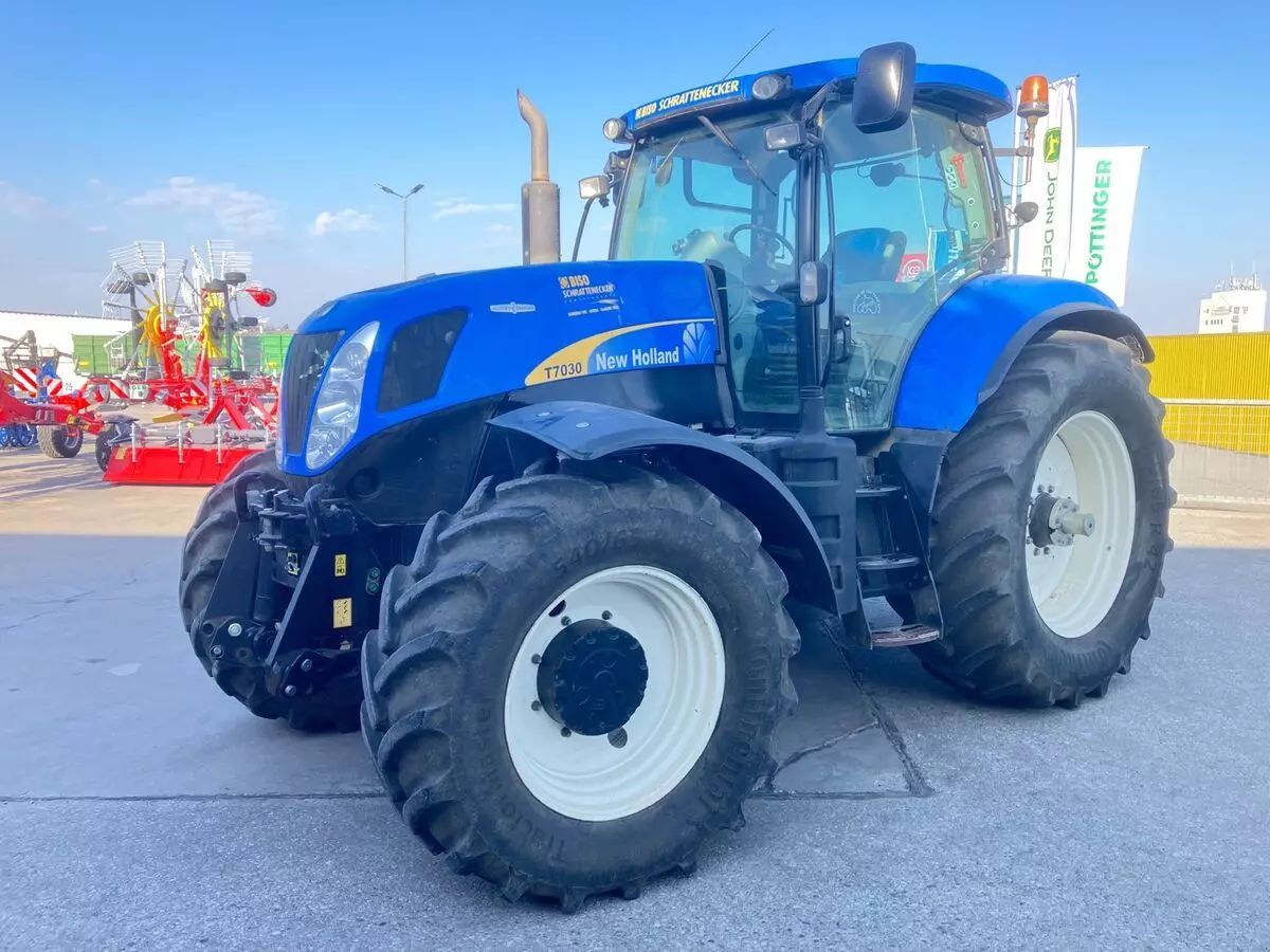 New Holland T 7030 Tractor €69,875