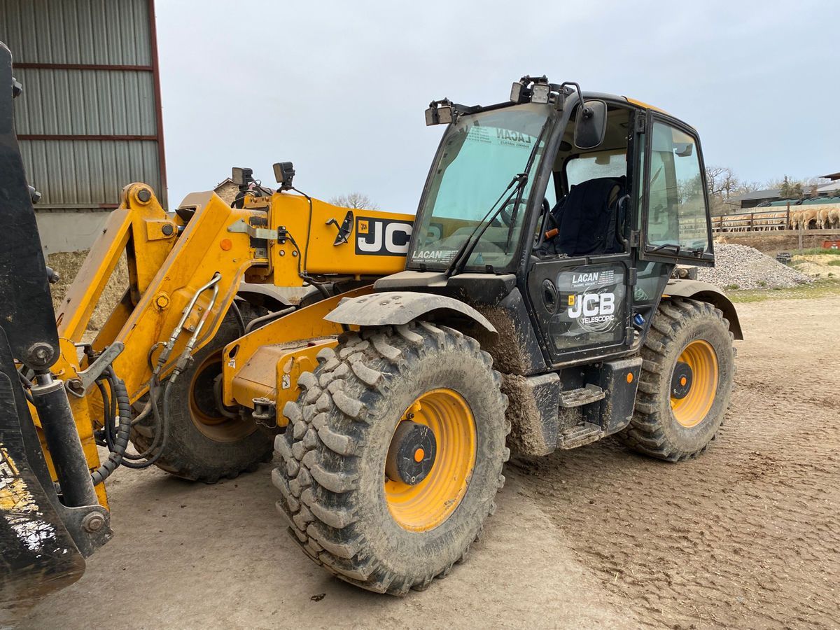 E-FARM: JCB 536-70 agripro - Manipulador telescópico - id DTNNVDT - 49.500 € - Año: 2018 - Horas: 4600,Francia