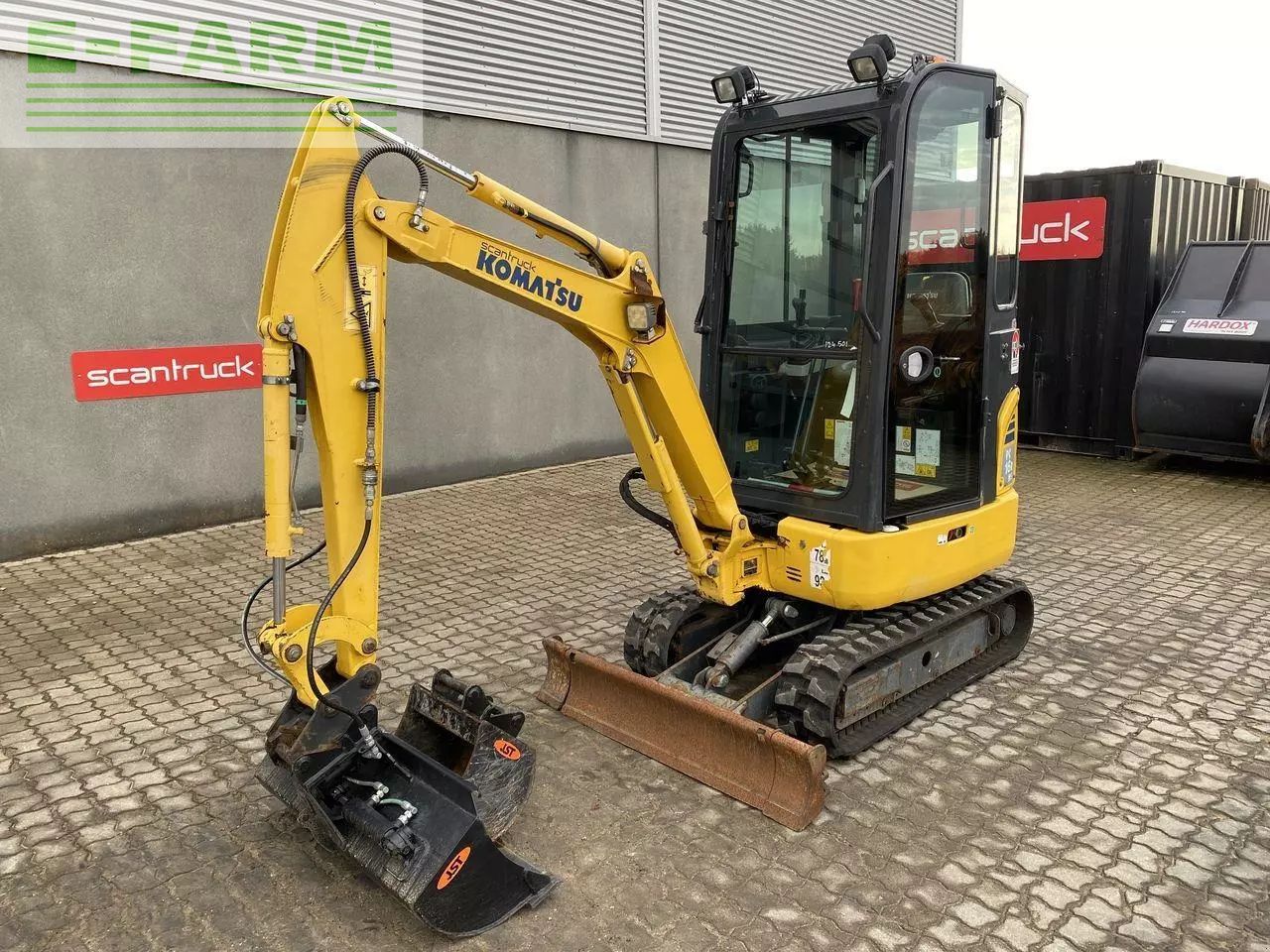 KOMATSU pc16 Koparka