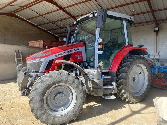 Massey Ferguson 5S.125 Tractor €59,000