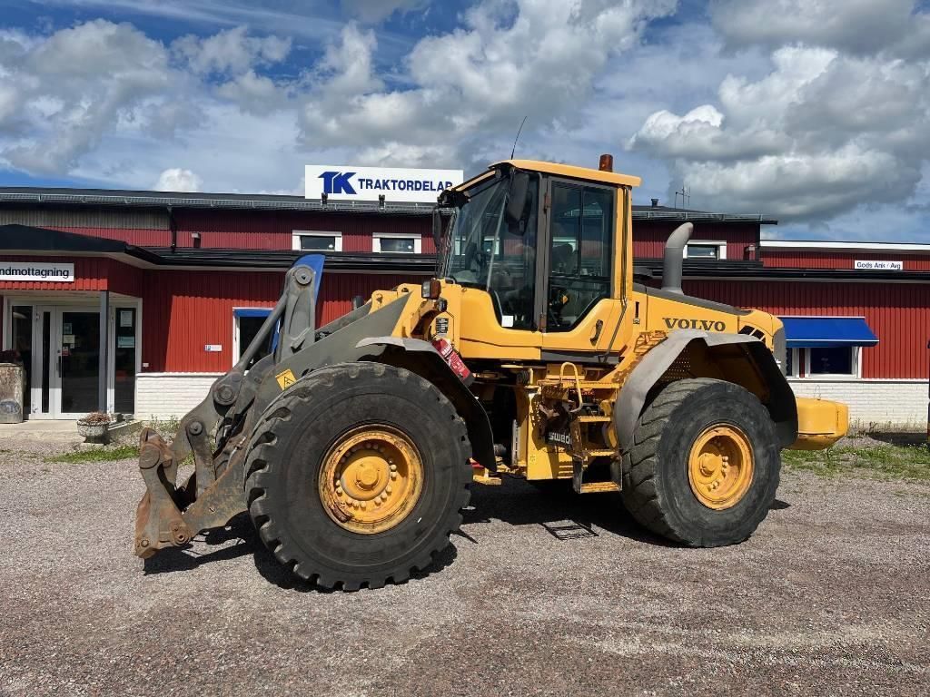 E-FARM: VOLVO l 110 f - Wheel loader - id IQ3BZIW - €43,377 - Year of construction: 2009 - Engine hours: 21,790,Sweden