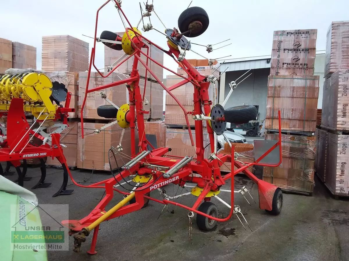 E-FARM: Pöttinger kreiselheuer t 80 n - Tedder - id KNQGNRH - €5,900 - Austria