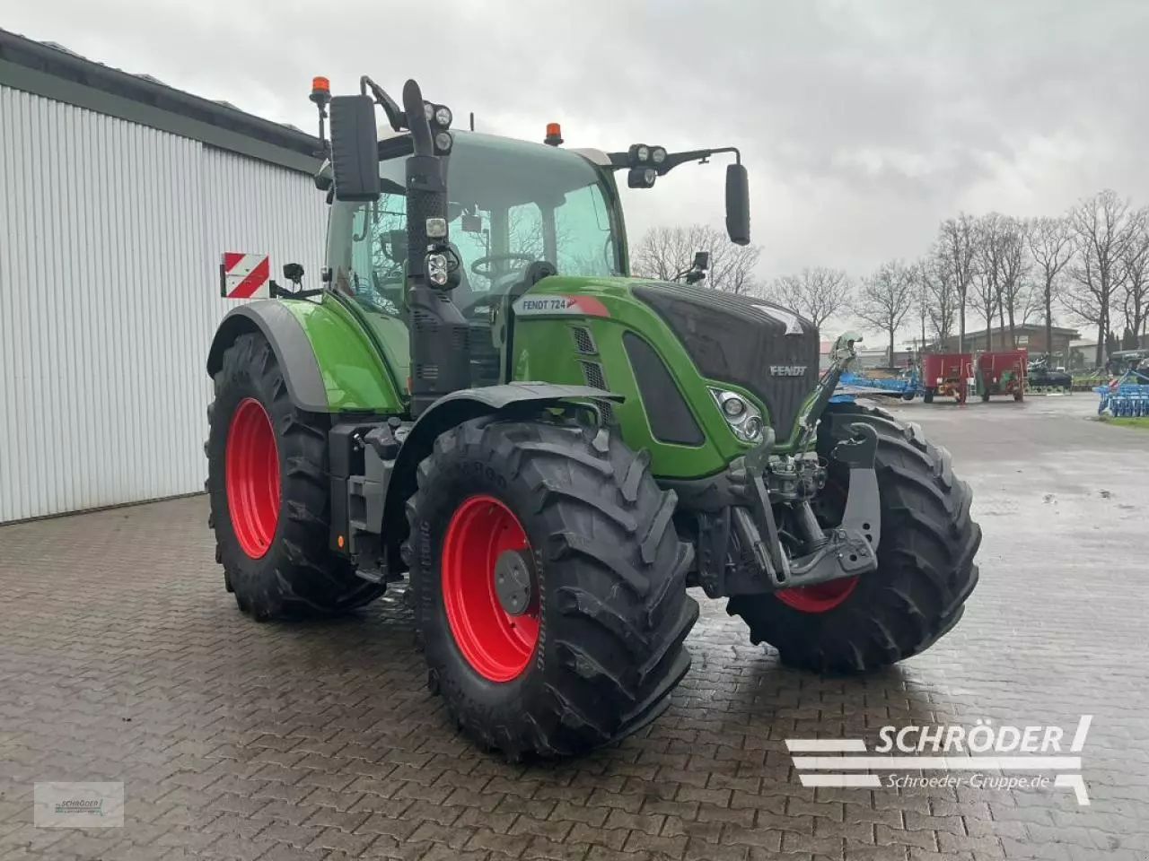 Fendt 724 Vario Profi Plus Traktor 143 885 €