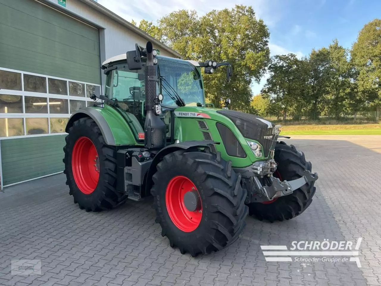 Fendt 718 Vario Profi Traktor 87.885 €