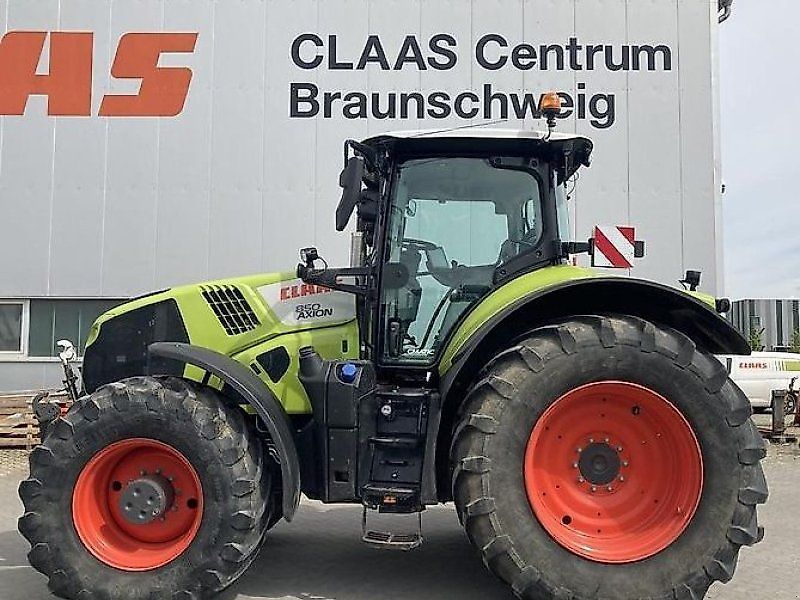 Claas Axion 850 Tractor €88,000