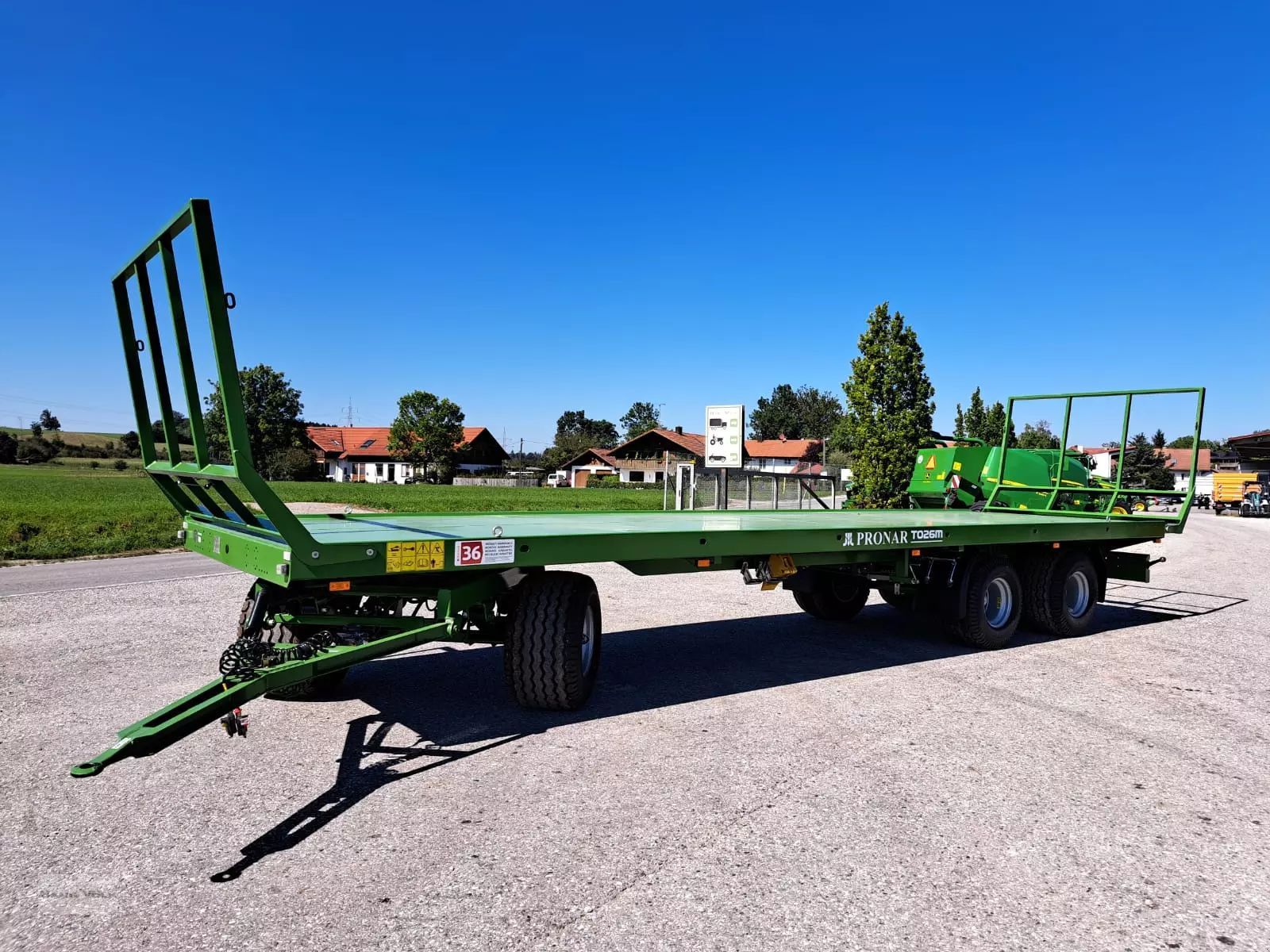 E-FARM: Pronar t026m - Remorque - id HVBMHT8 - 19 328 € - Année: 2023 - Allemagne
