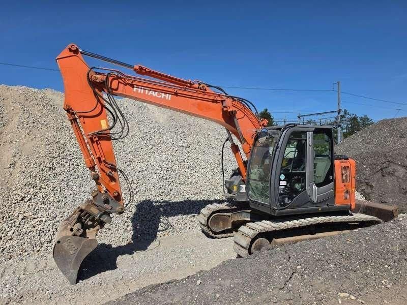Hitachi zx135 us-3 Crawler excavator €29,900