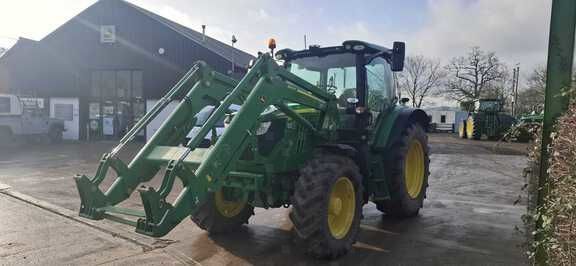 John Deere 6130 R Tractor €99,209
