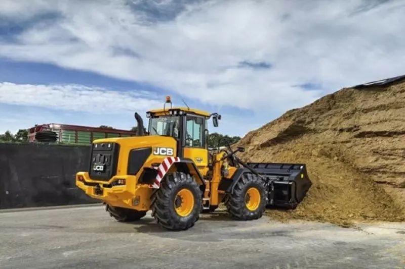 E-FARM: JCB 427 - Chargeuse sur pneus - id SUMNAQH - Année: 2025 - Danemark