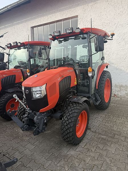 Kubota l2-452 dhc Tractor €44,874