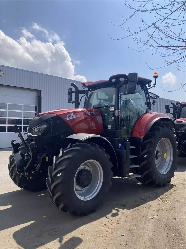 Case IH Puma 165 CVX Tractor 125.115 €