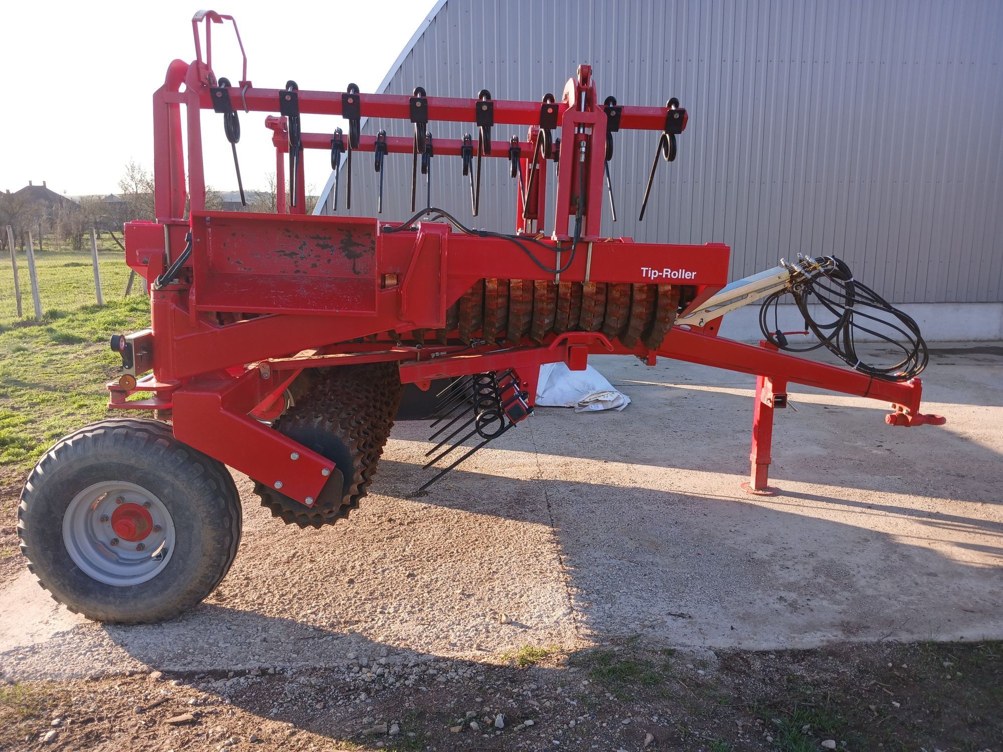 E-FARM: HE-VA 630 - Prensas y rodillos - id UZV7EZM - 13.350 € - Año: 2023 - Alemania