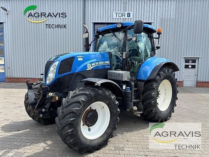 E-FARM: New Holland T7.170 - Tractor - id V84RBEE - €42,900 - Year of construction: 2011 - Engine hours: 10,222,Germany