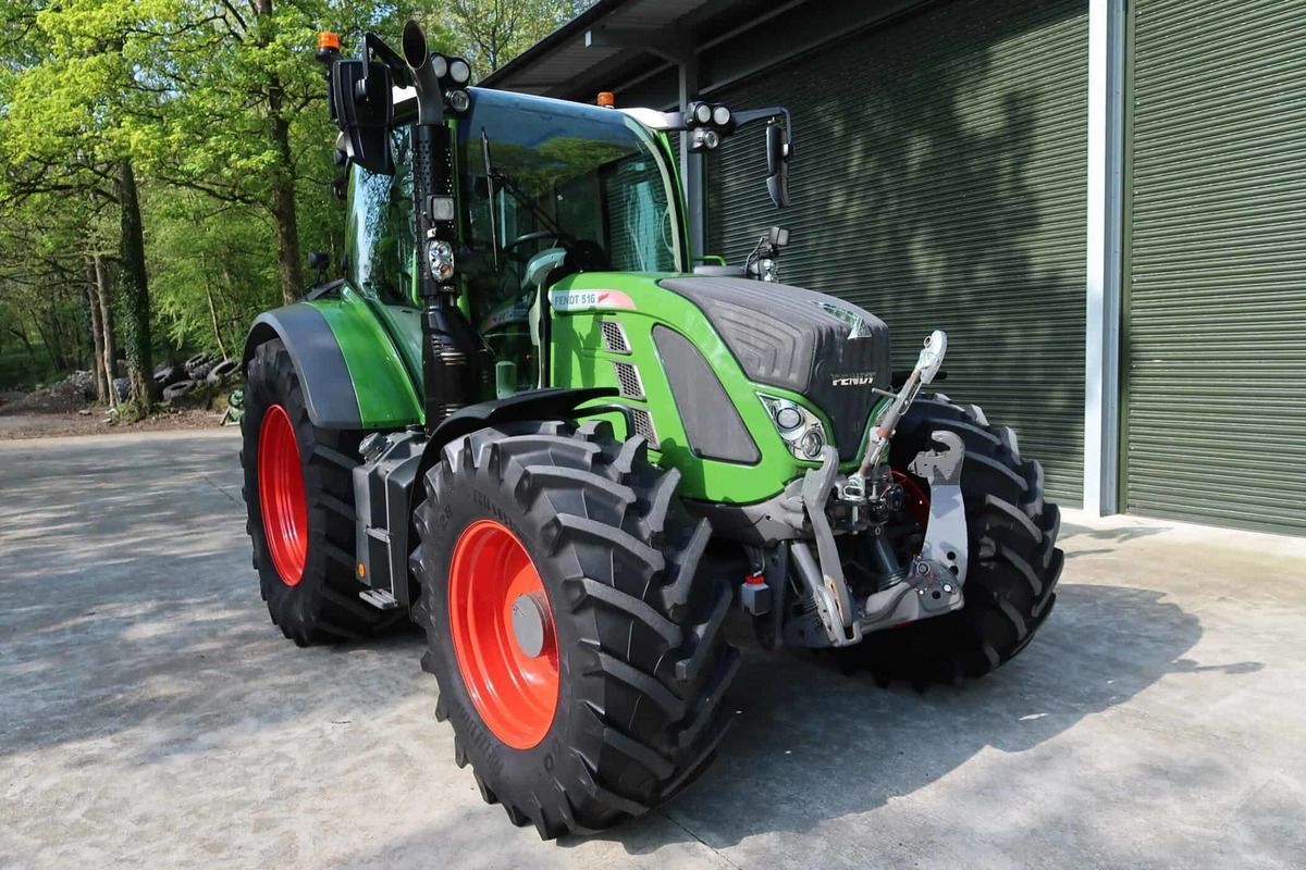 Fendt 516 Vario Tractor